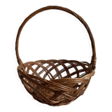 Round wicker basket