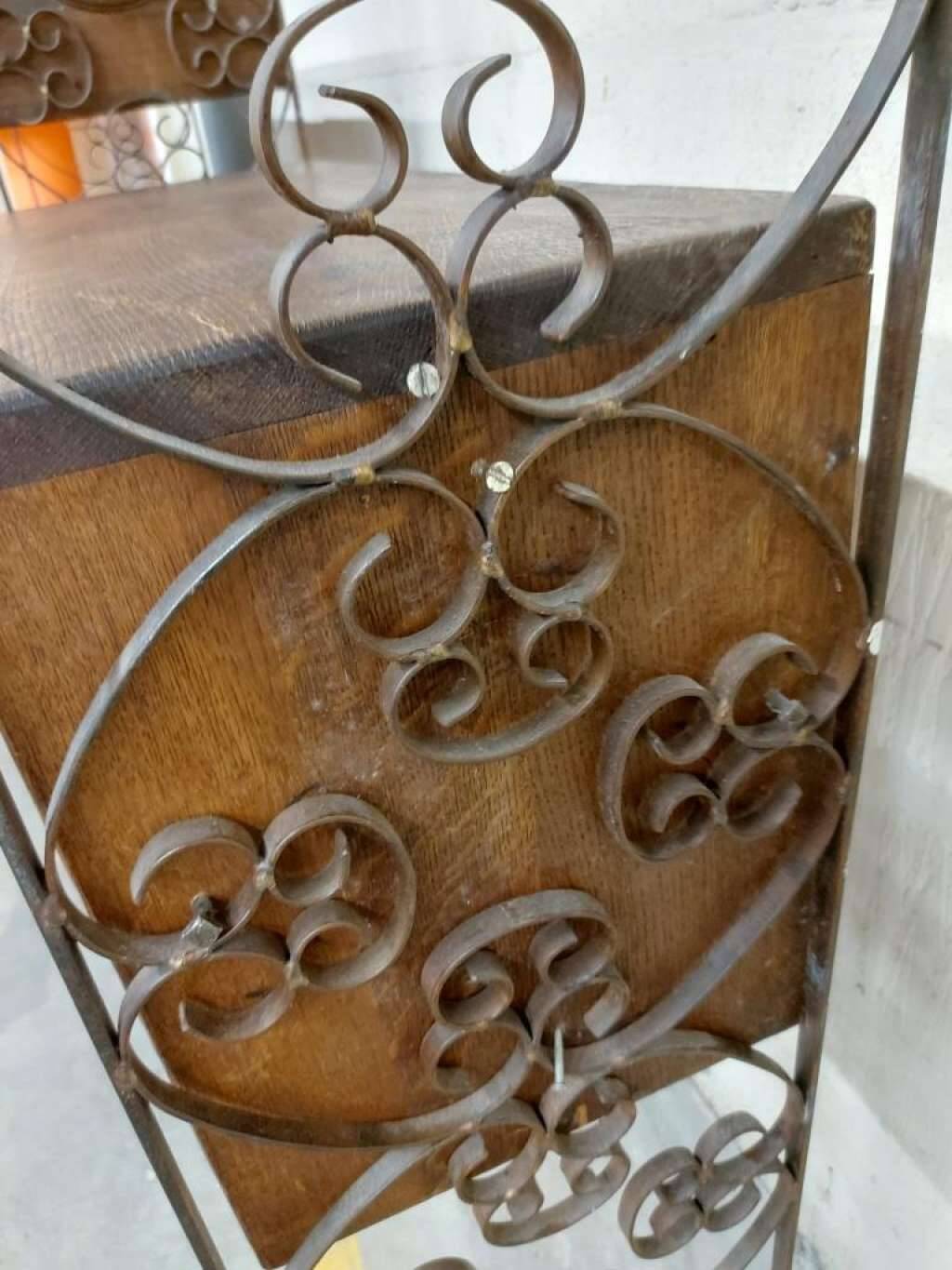 Vintage wall system: spanish brutalist style