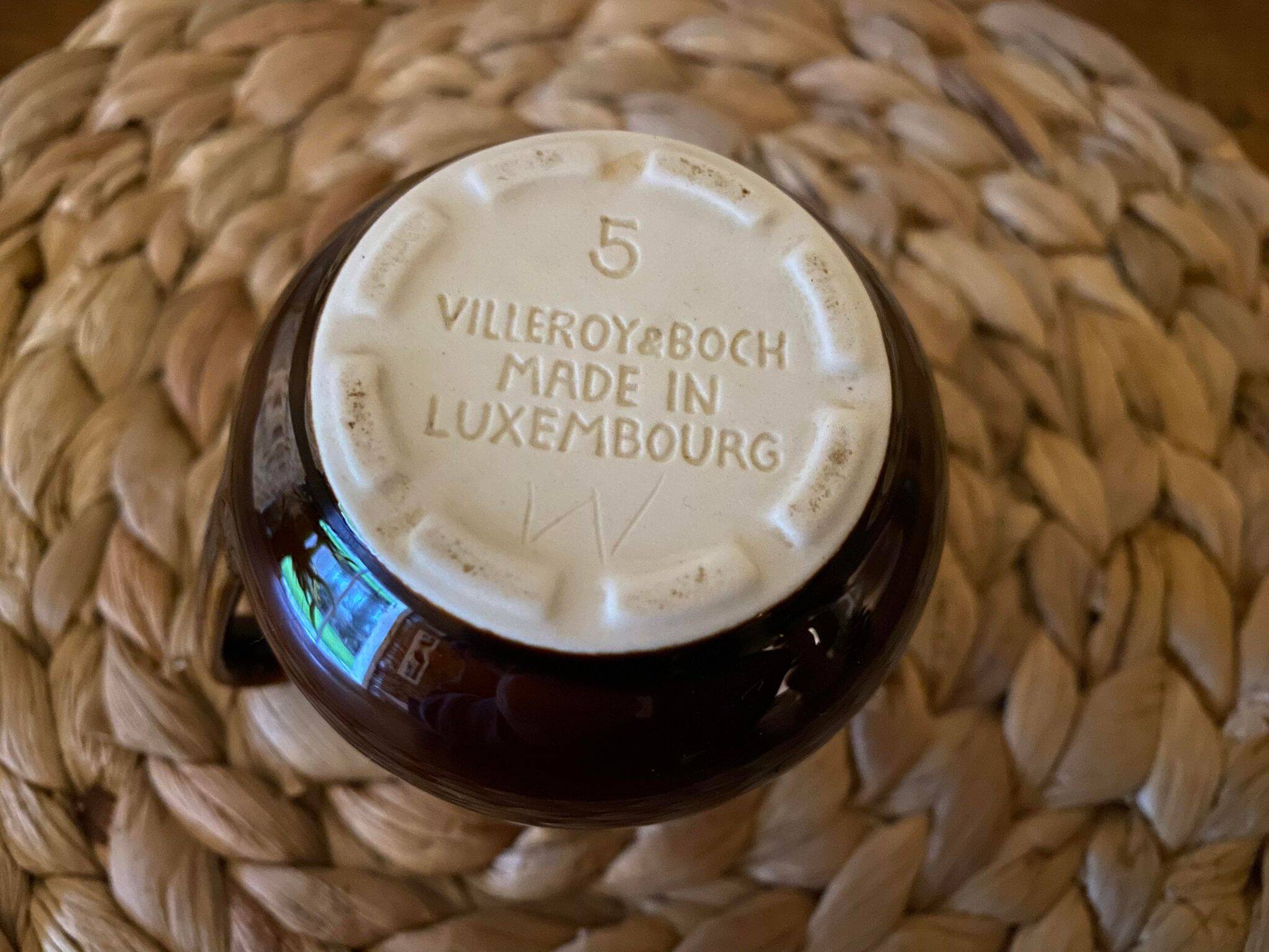 Villeroy and Boch bistro creamer N°5