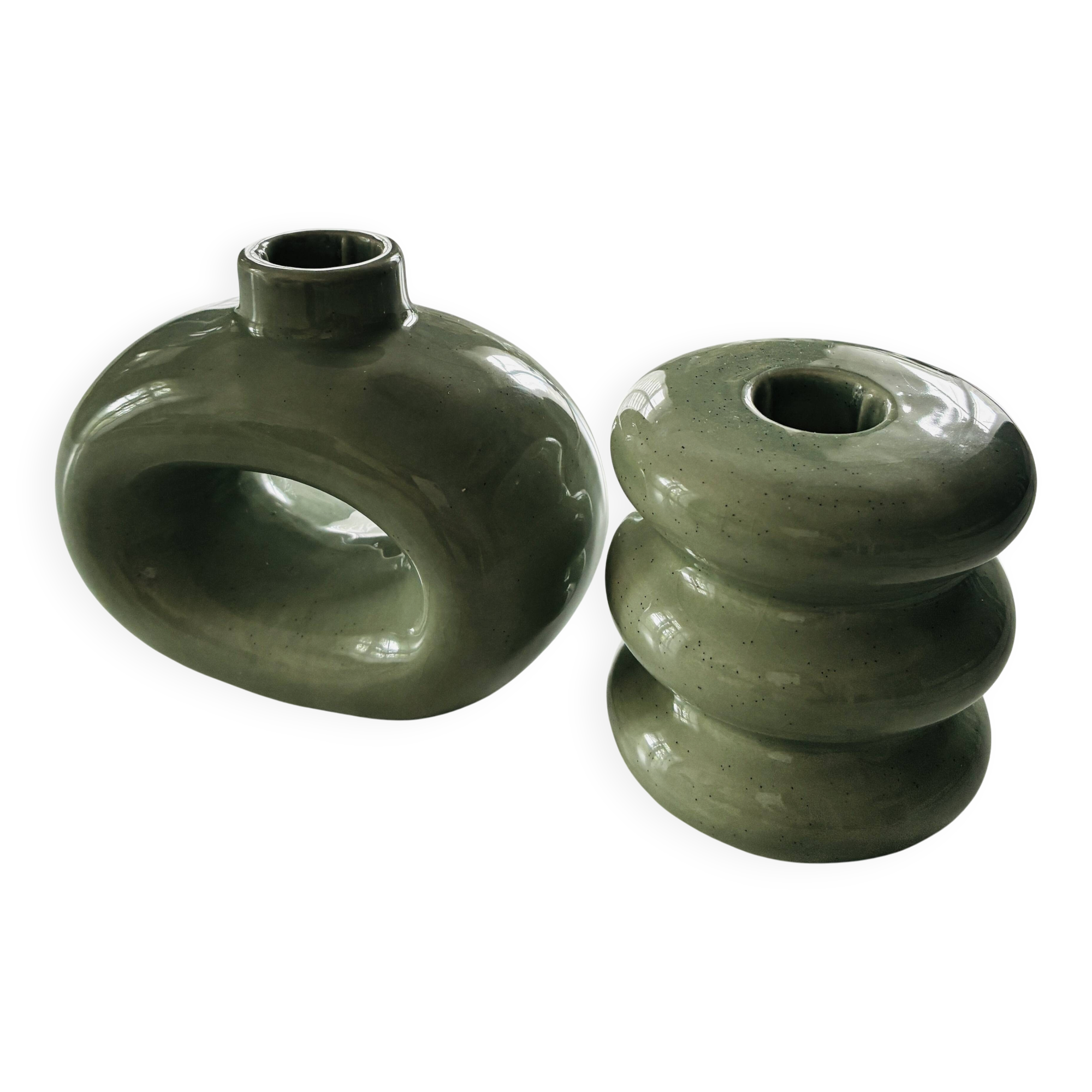 Set of 2 minimalist ceramic candle holders