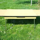 Vintage formica table with extensions circa 1970)