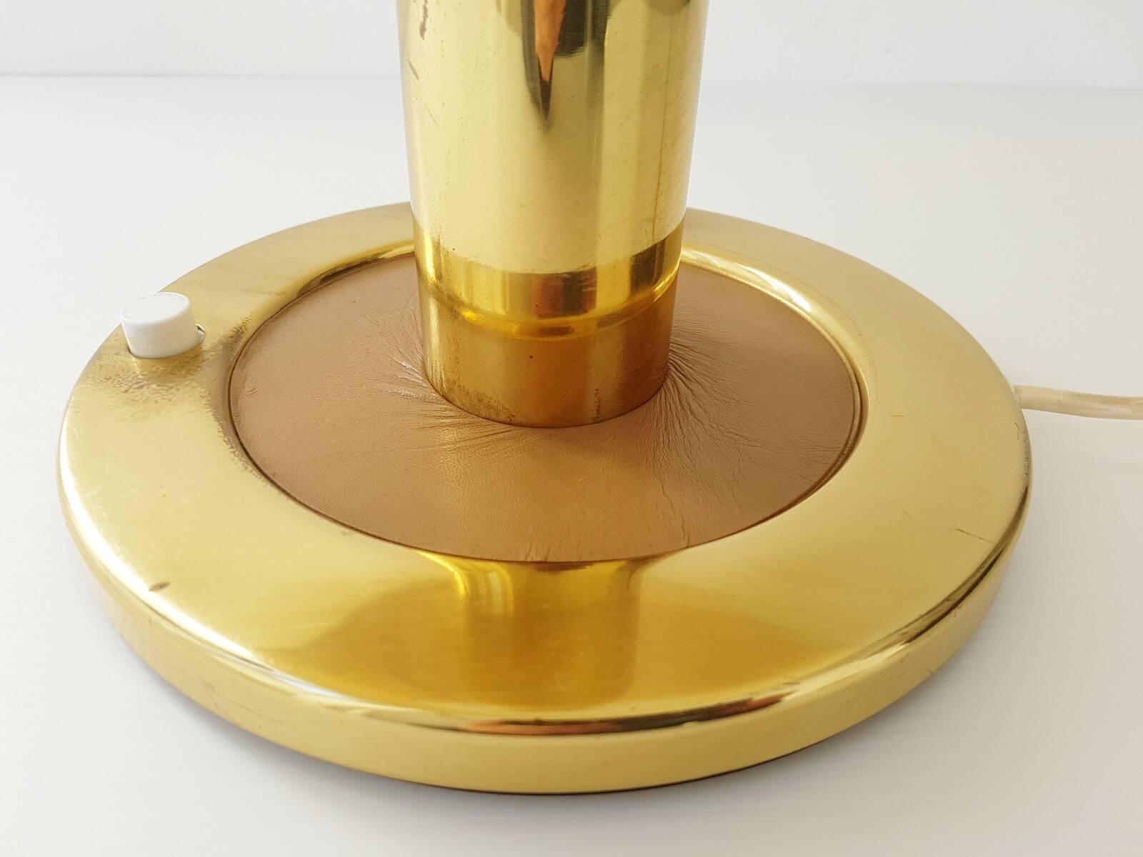 Chic living room lamp golden brass & faux leather 1970 adjustable height 70s 70'