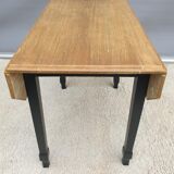 Two-tone kitchen table 2 extensions 1930