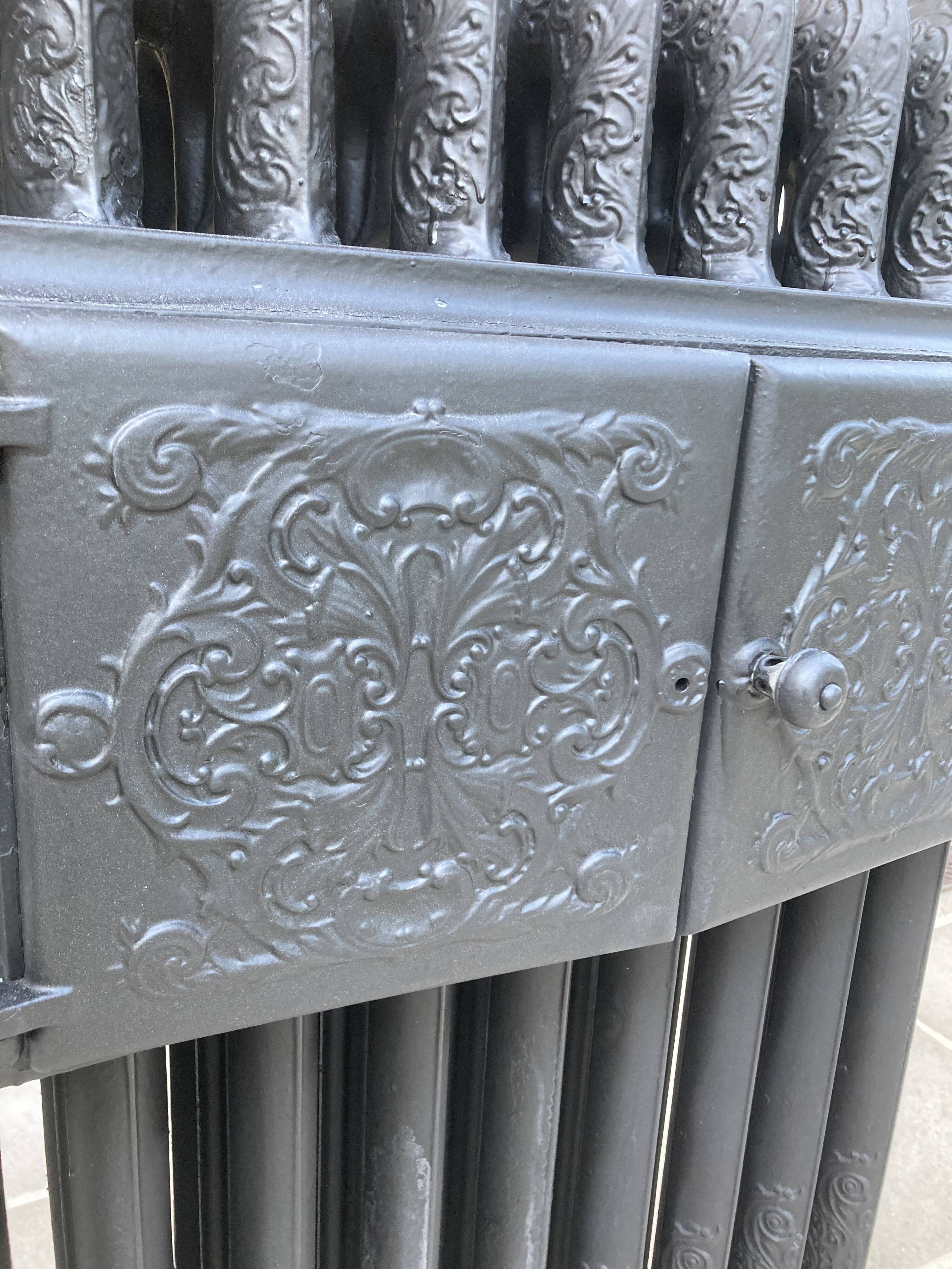 CAST IRON RADIATOR FLAT HEATER 9 elements 3 columns rococo floral patterns