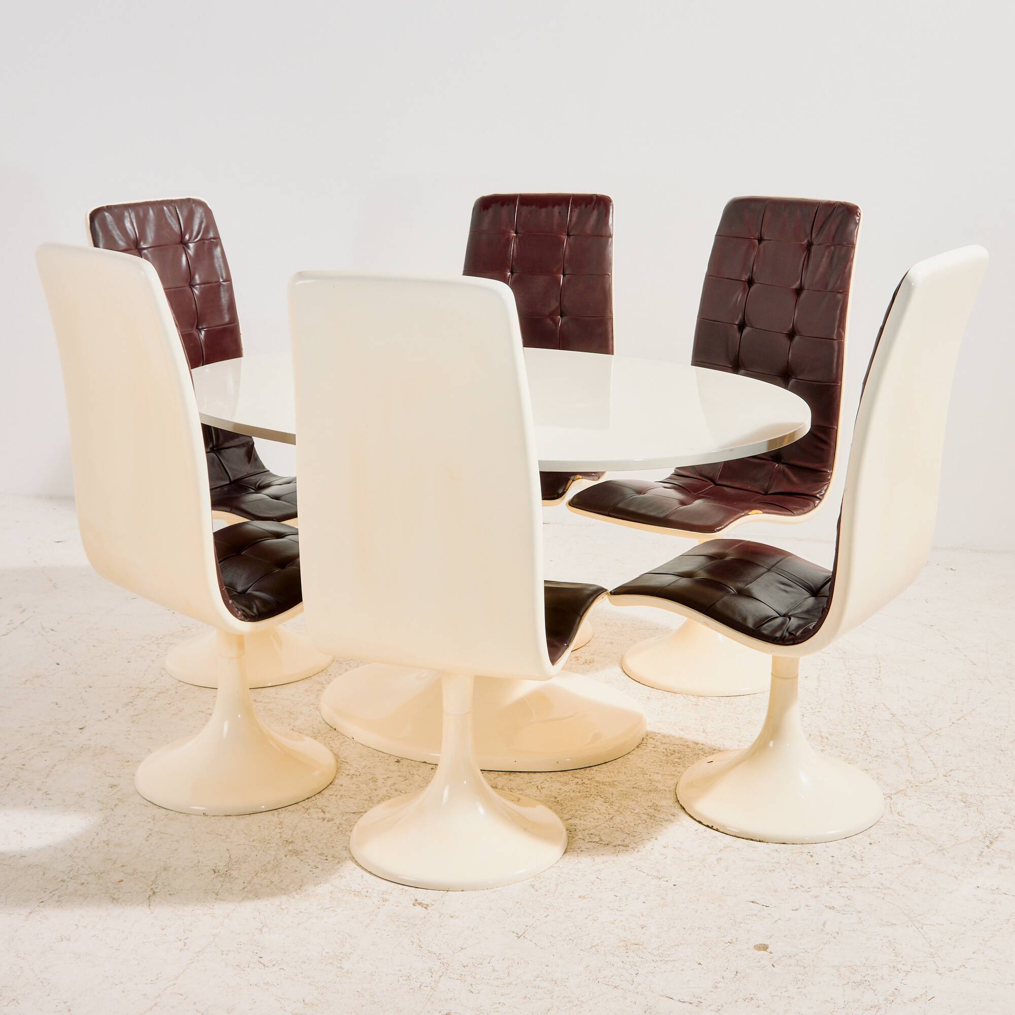 Hungarian dining room set in fibreglass by Imre Scholtz, set of 7