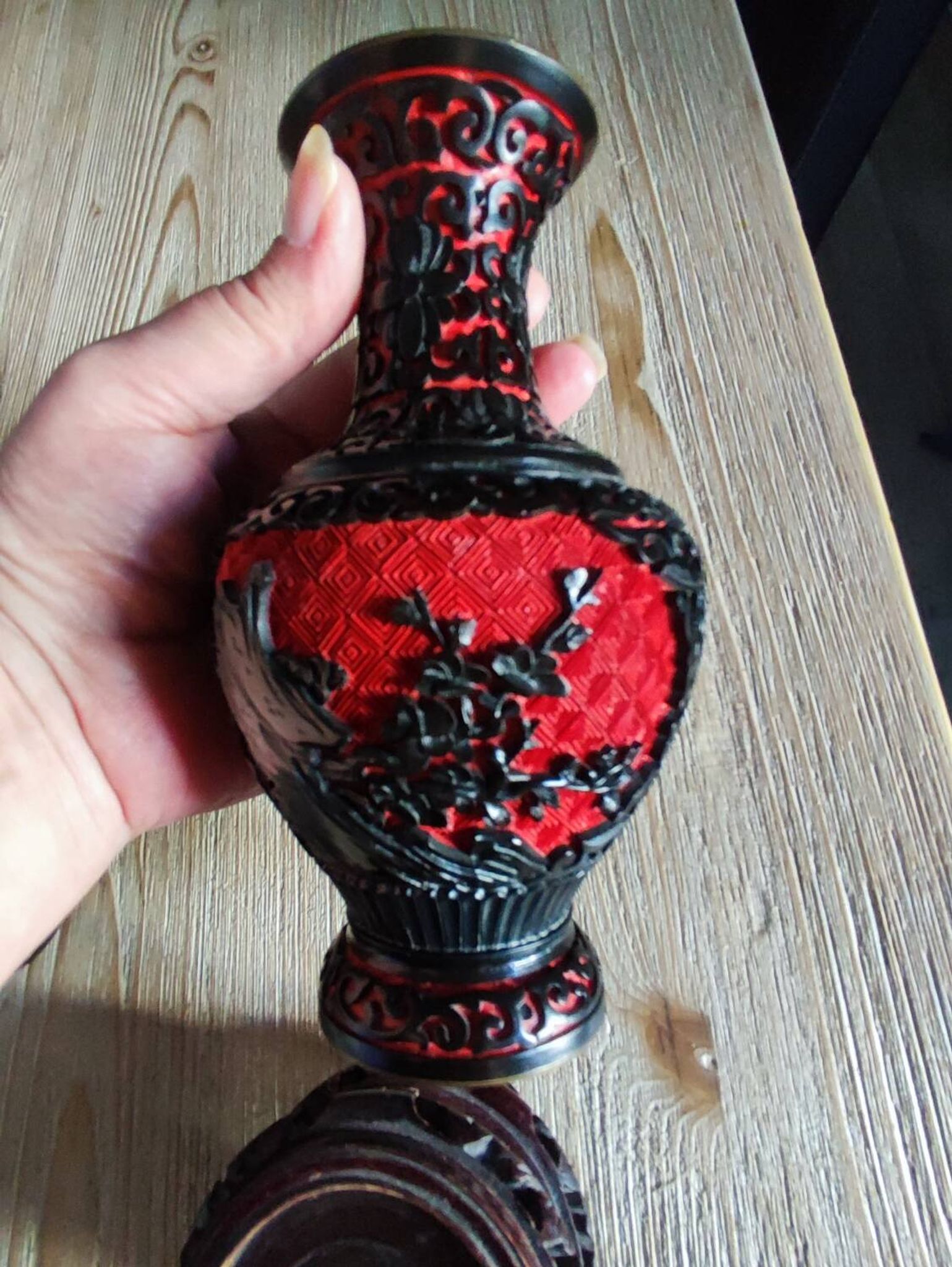 Cinnabar vases