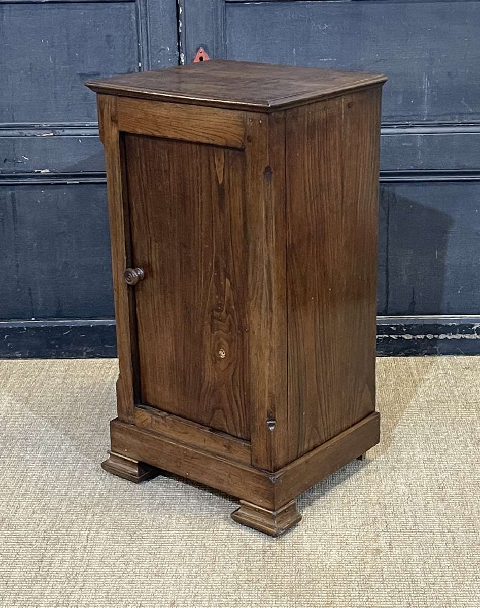Chestnut bedside early twentieth century