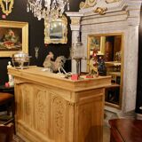 Oak and walnut bar