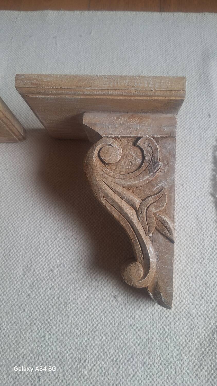 Applique, console bois