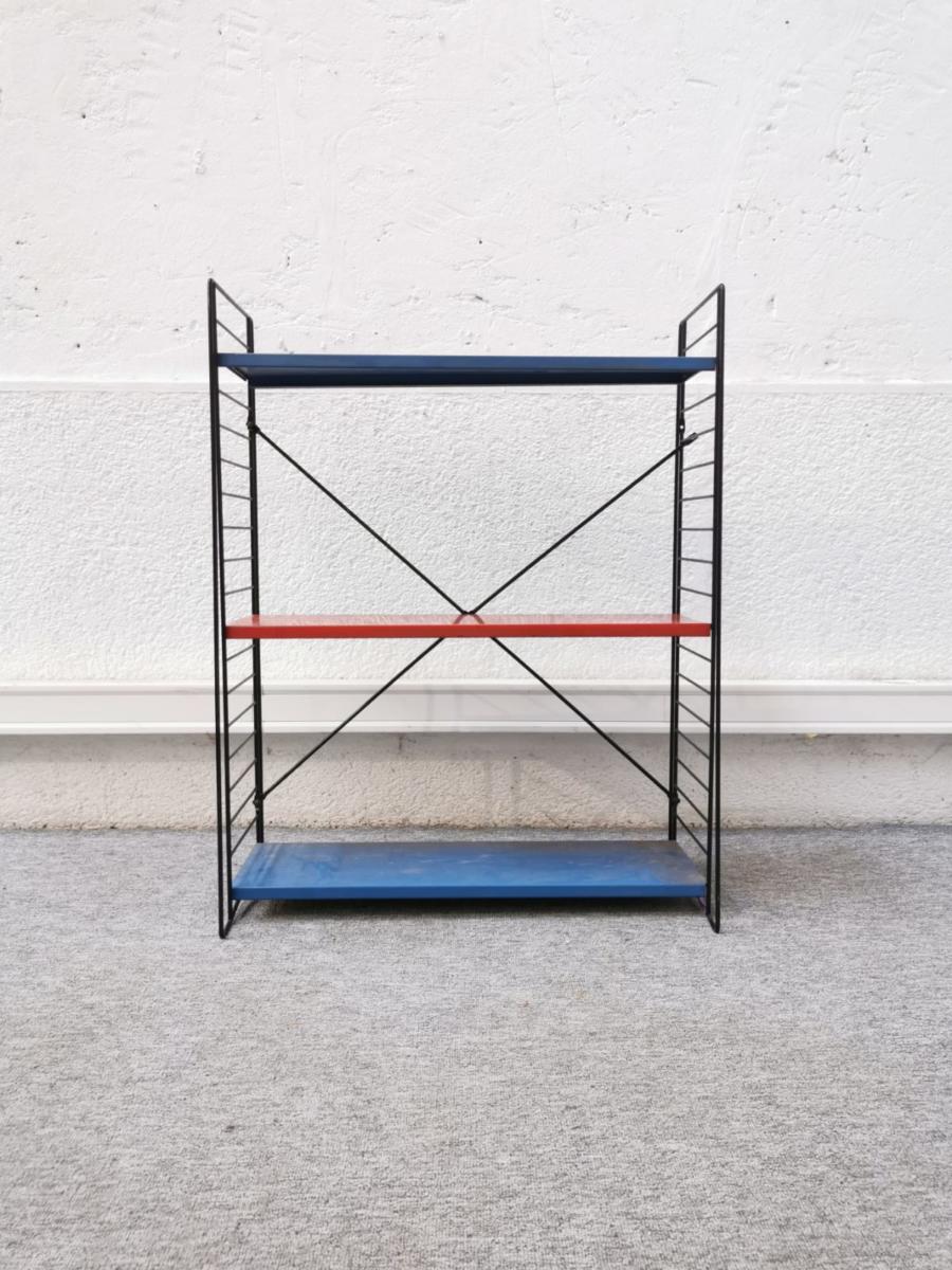 Tomado stepped shelf