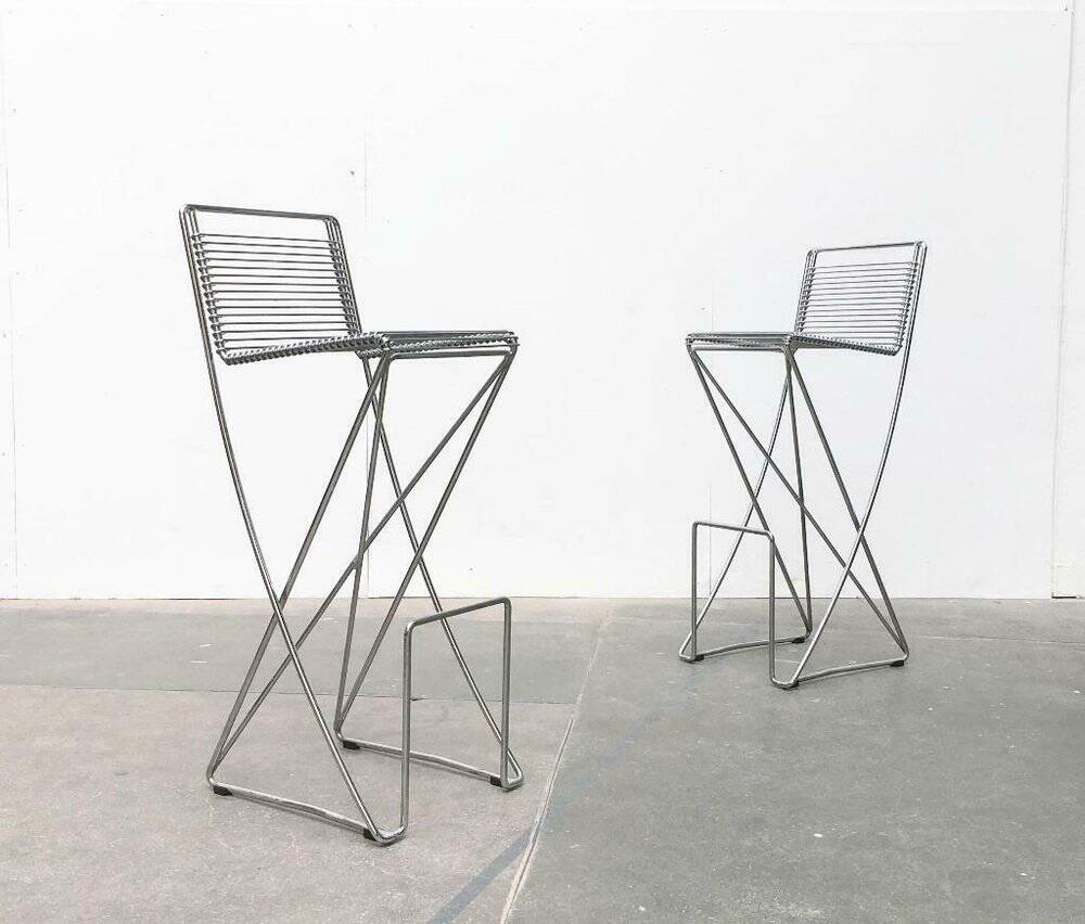 Postmodern German Kreuzschwinger bar stool by Till Behrens for Meyer Stahlmöbel, 1980s.