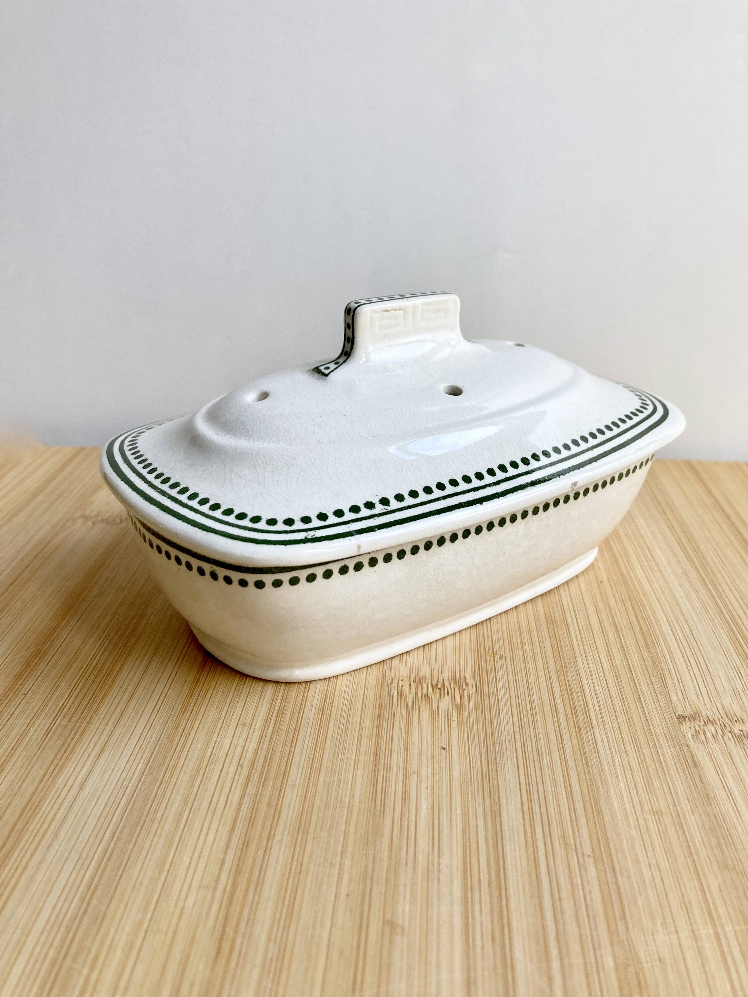 Soap box / Iron earth / Villeroy & Boch 19th century