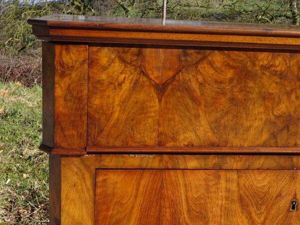 Commode de toilette à système en chemin de fer