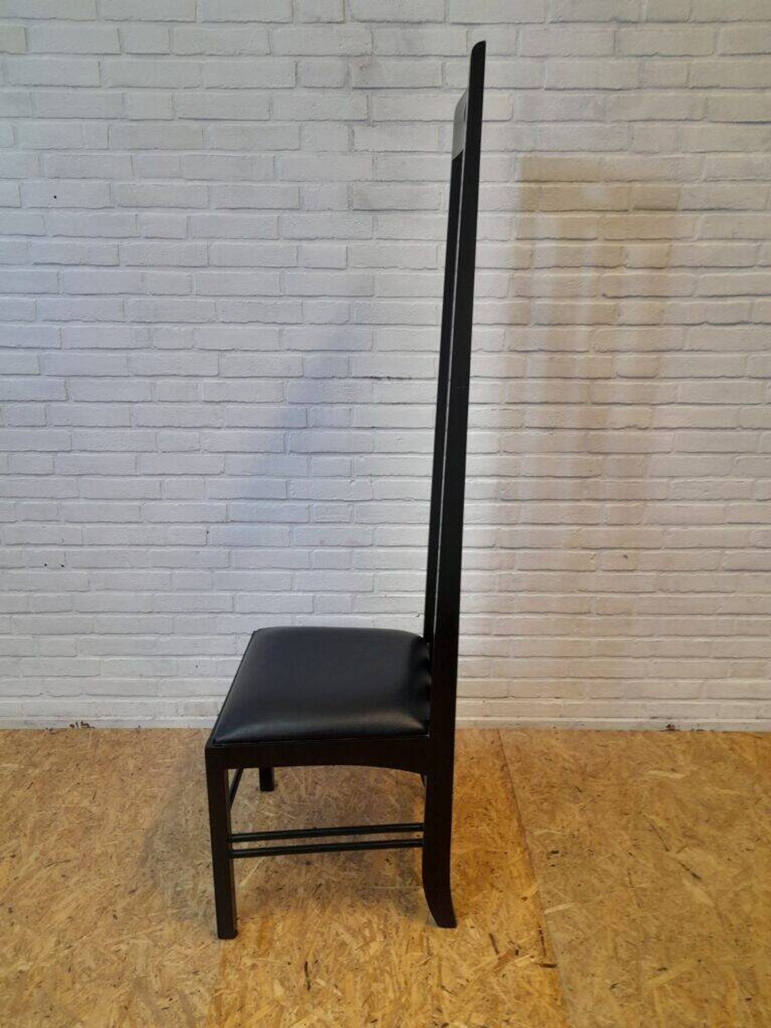 Set of 4 Ingram chairs by Charles Rennie Mackintosh