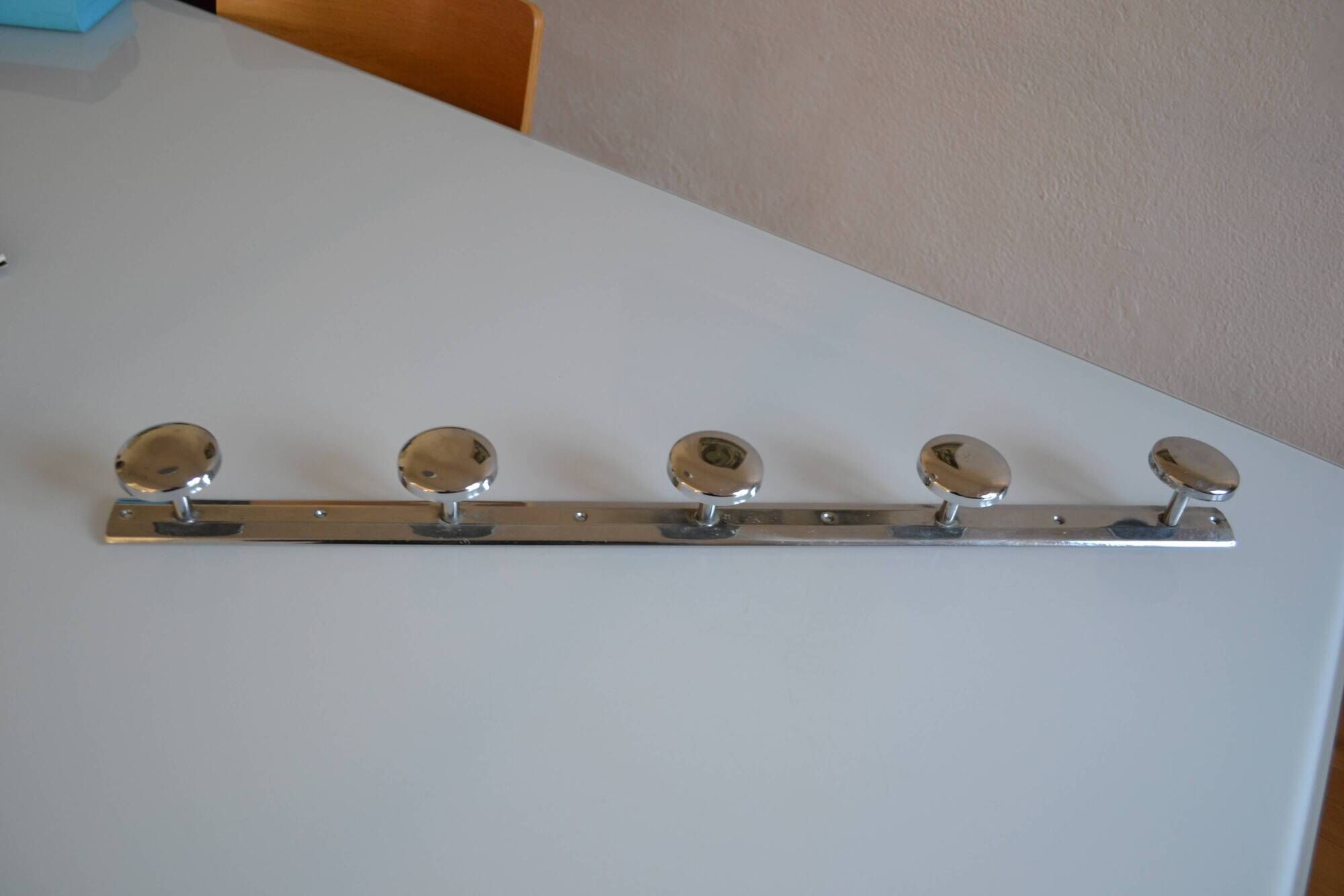 Vintage 80's chrome metal 5-hook wall coat rack