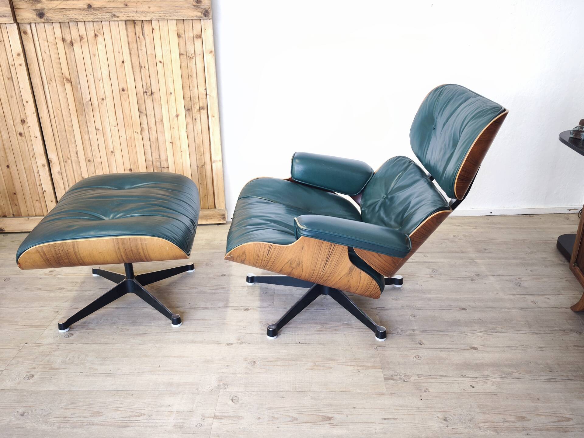 Fauteuils Lounge Eames ,production Herman Miller, avec ottoman. En cui