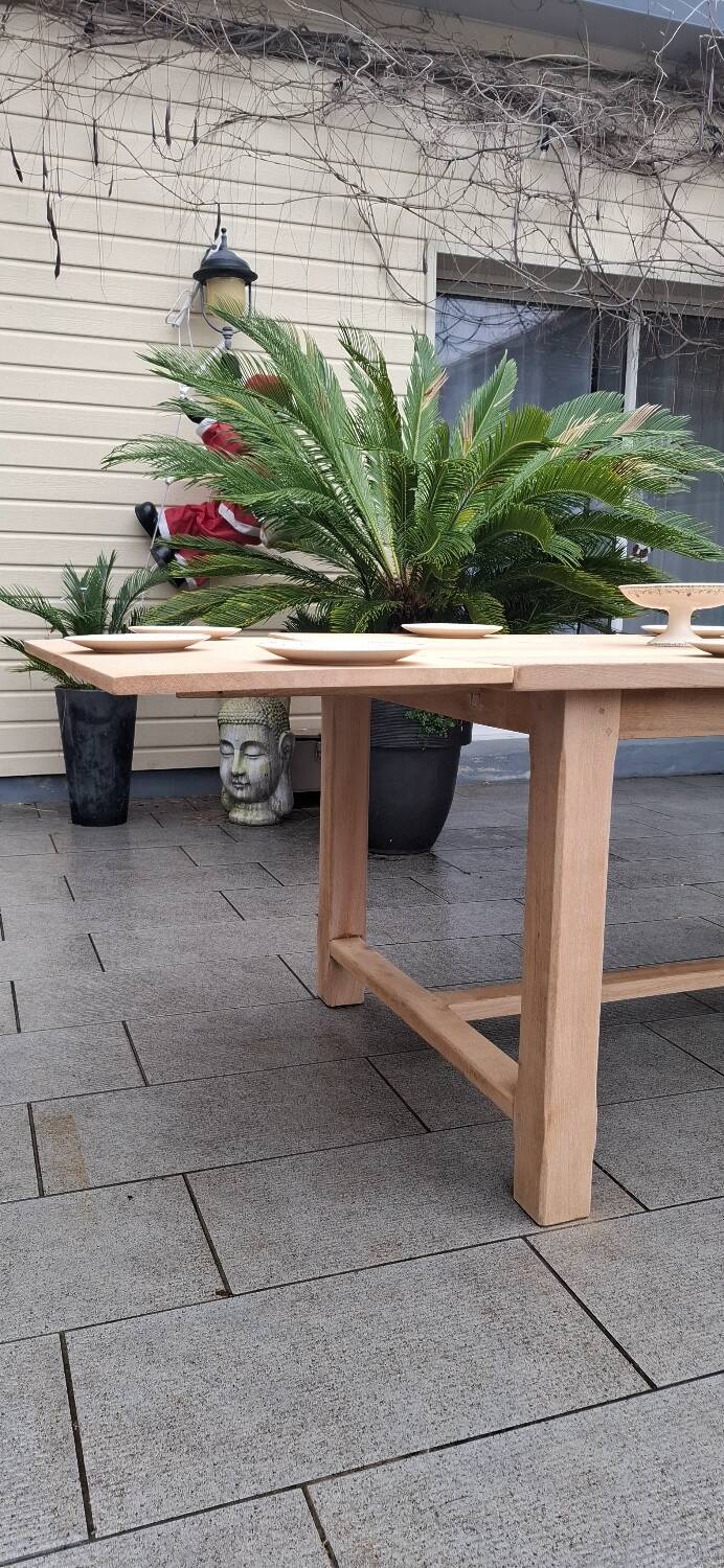 Farmhouse table with extension