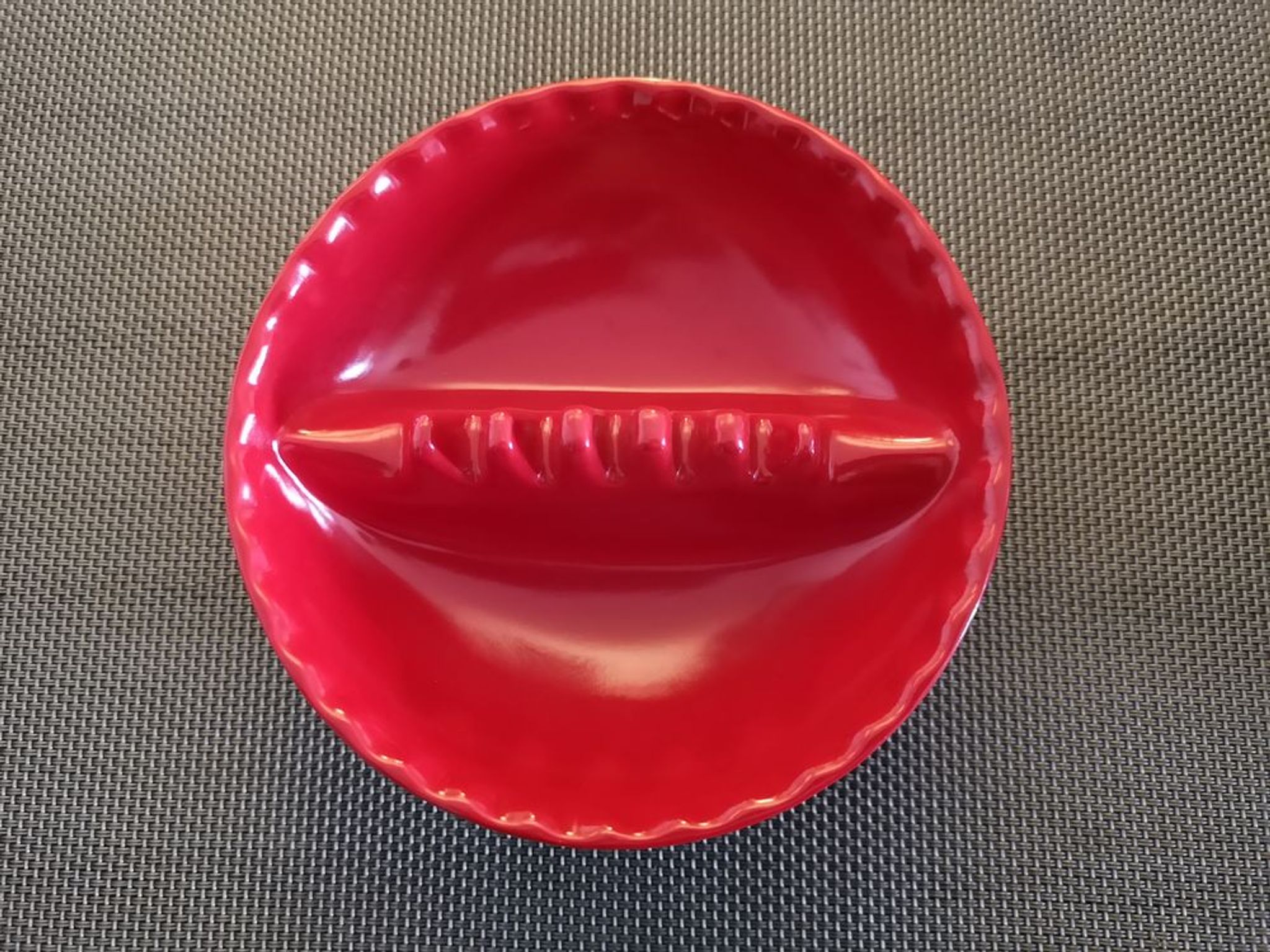Cendrier en melaminé rouge Willert Home - USA- Années 1970