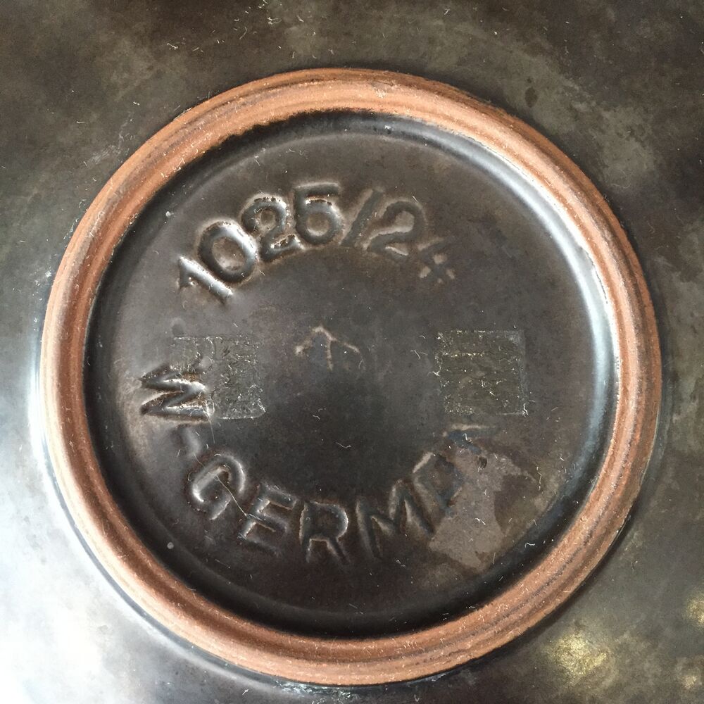 Fruit cup or pouch in vintage ceramic west-germany