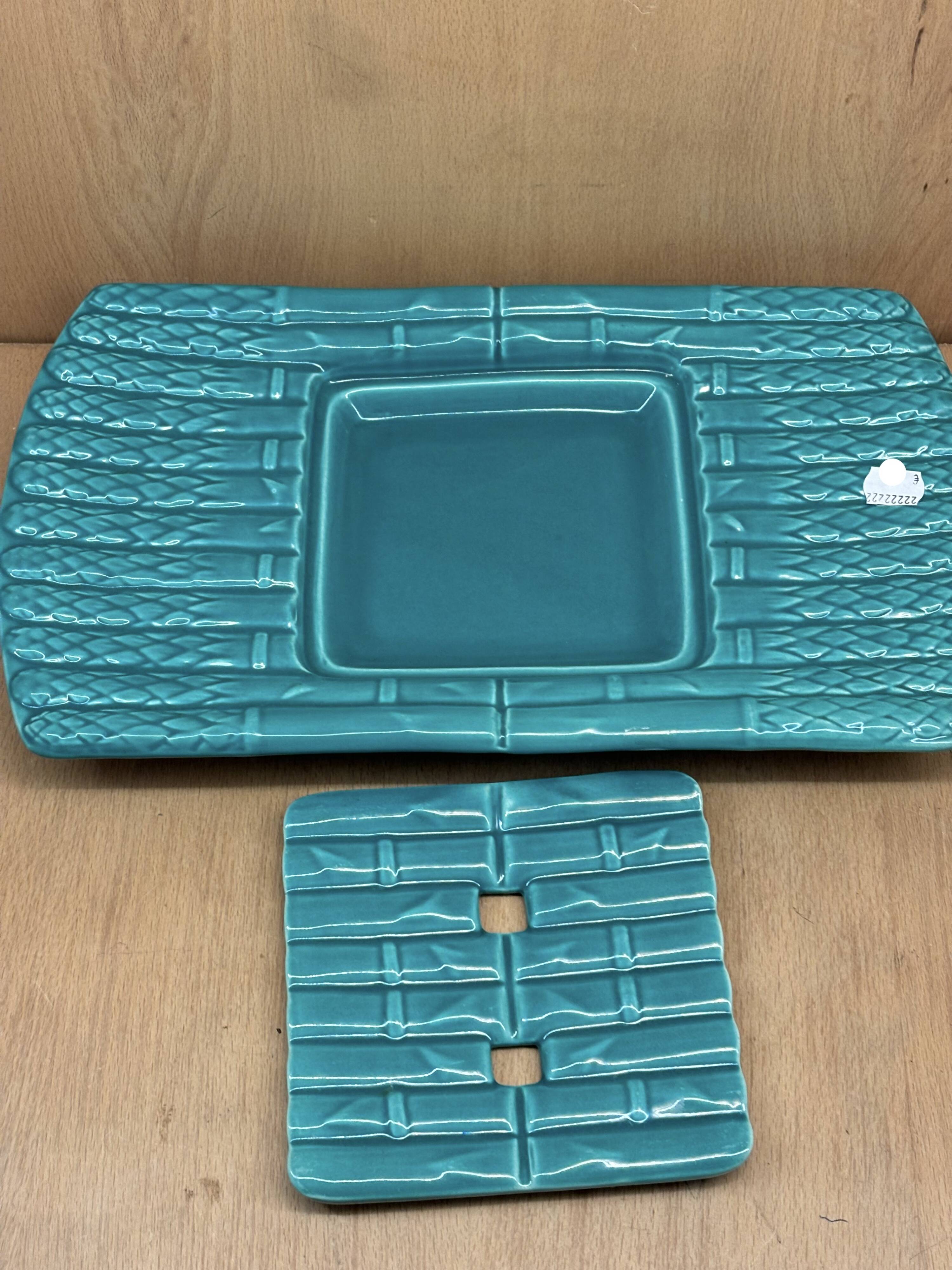 Slush asparagus dish with drainer