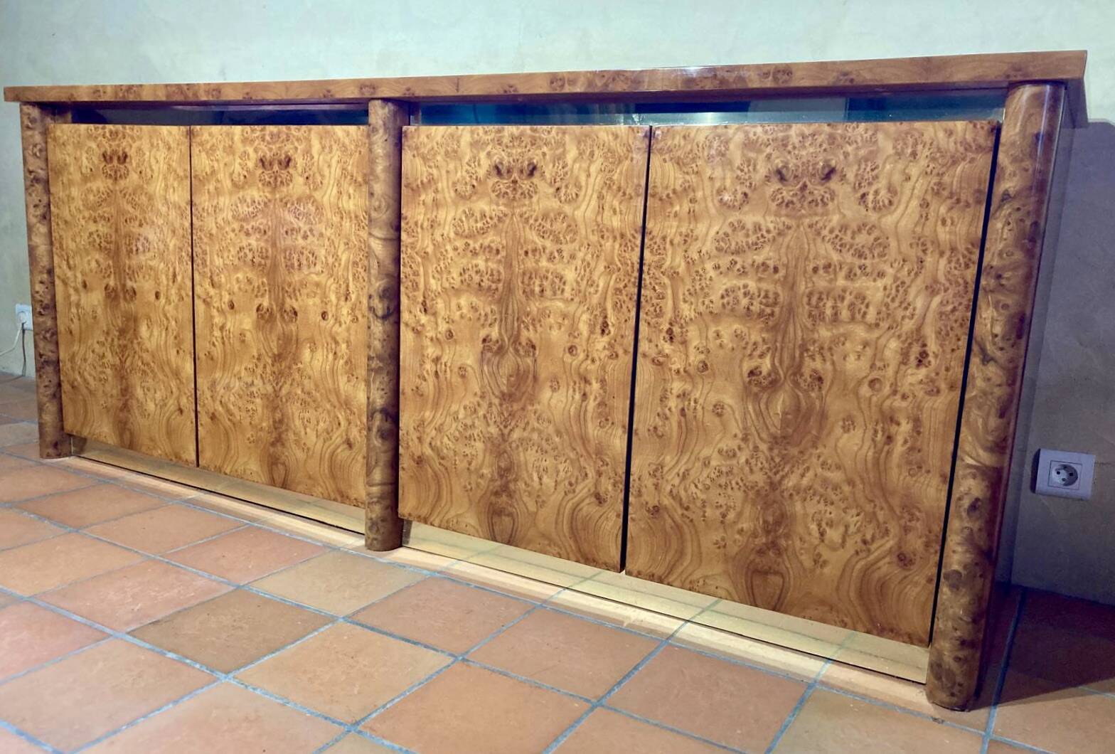 Elm burl sideboard from the 1970s