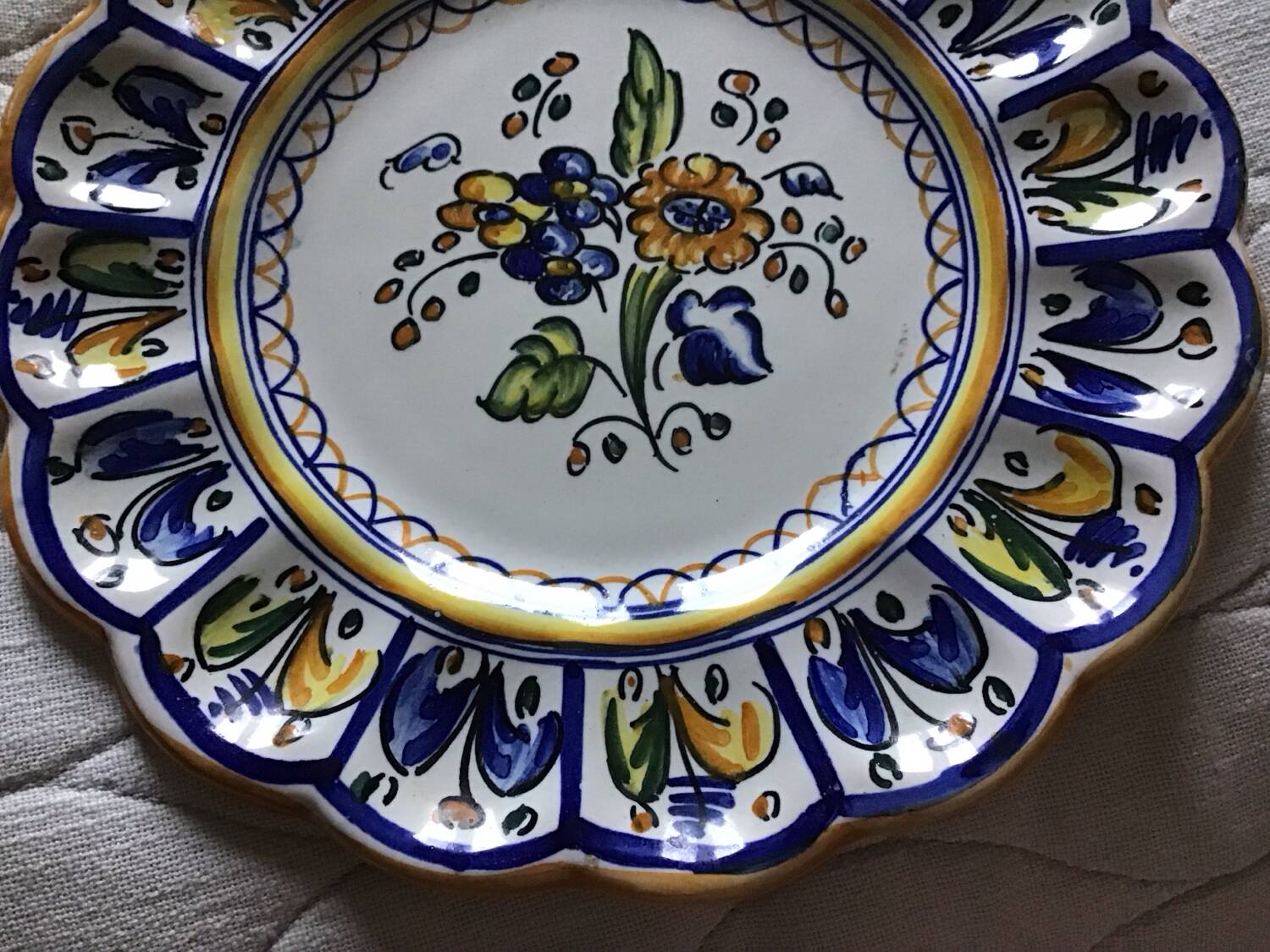Ceramic plate S. Mora