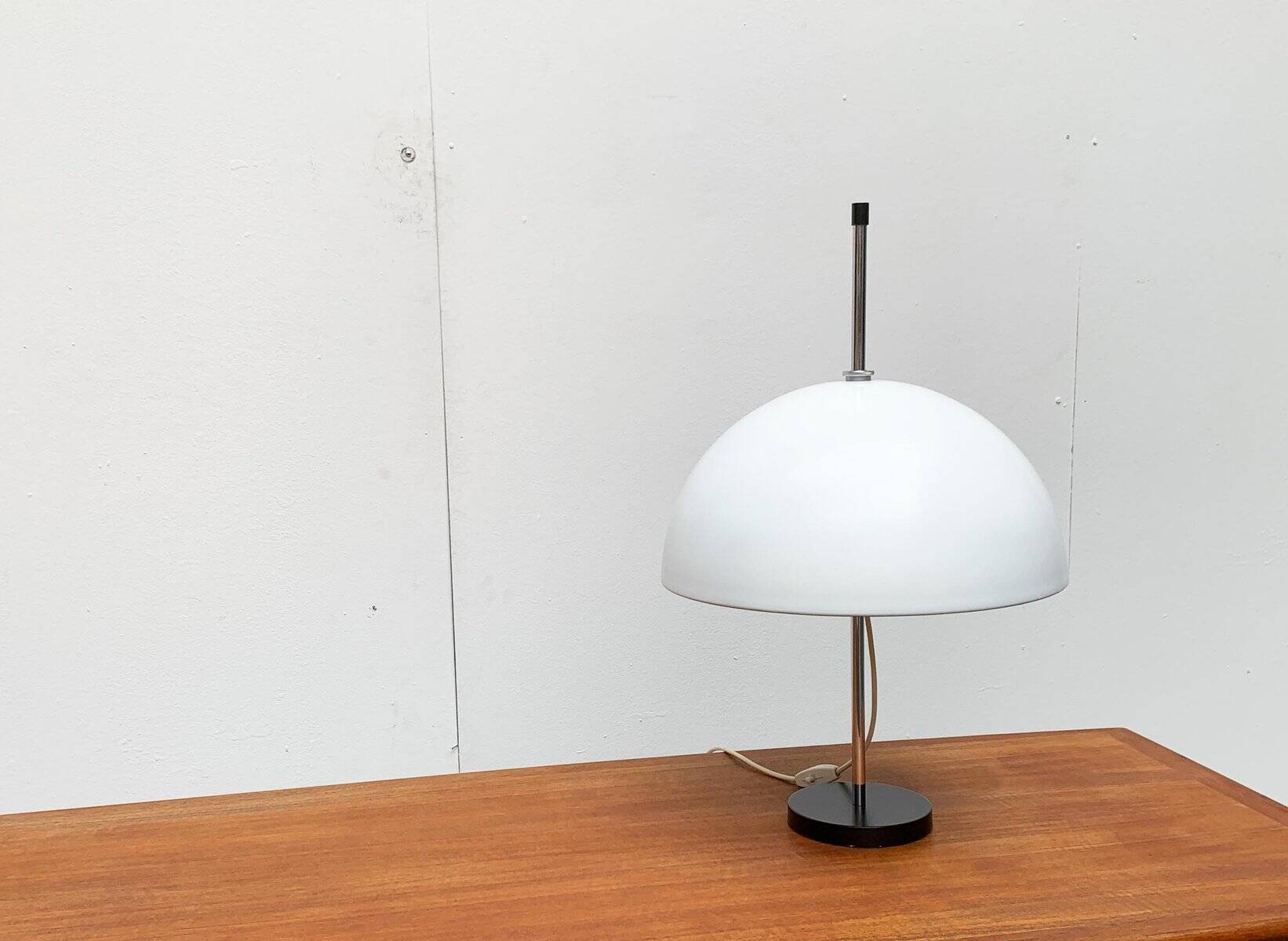 Mid-century minimalist dome table lamp