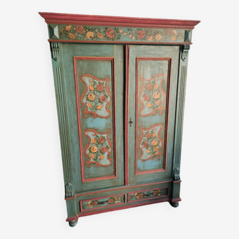 Armoire Alsacienne en mélèze polychrome milieu du XIX siècle