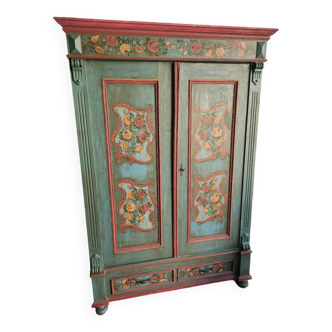 Armoire Alsacienne en mélèze polychrome milieu du XIX siècle