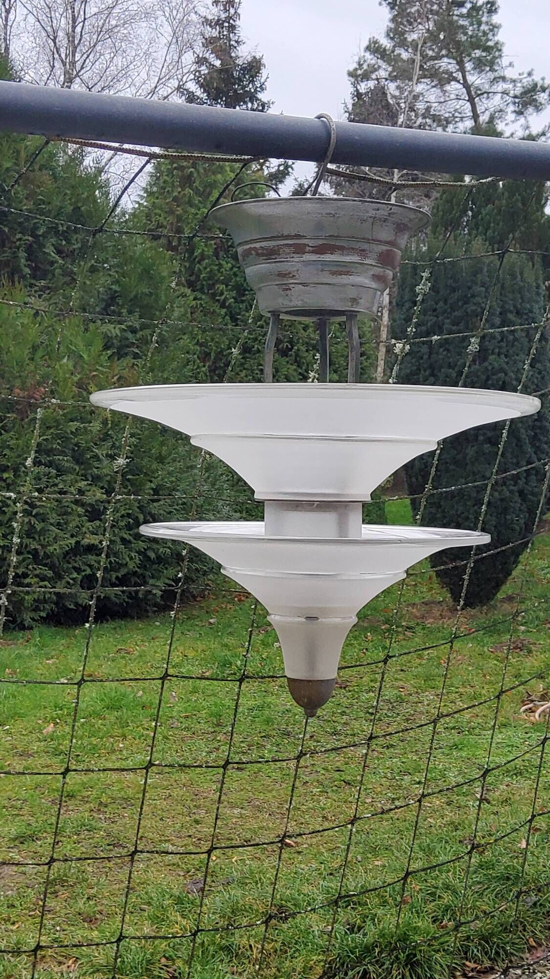 Art Deco chandelier in bronze and silvered brass double sink in opalescent glass