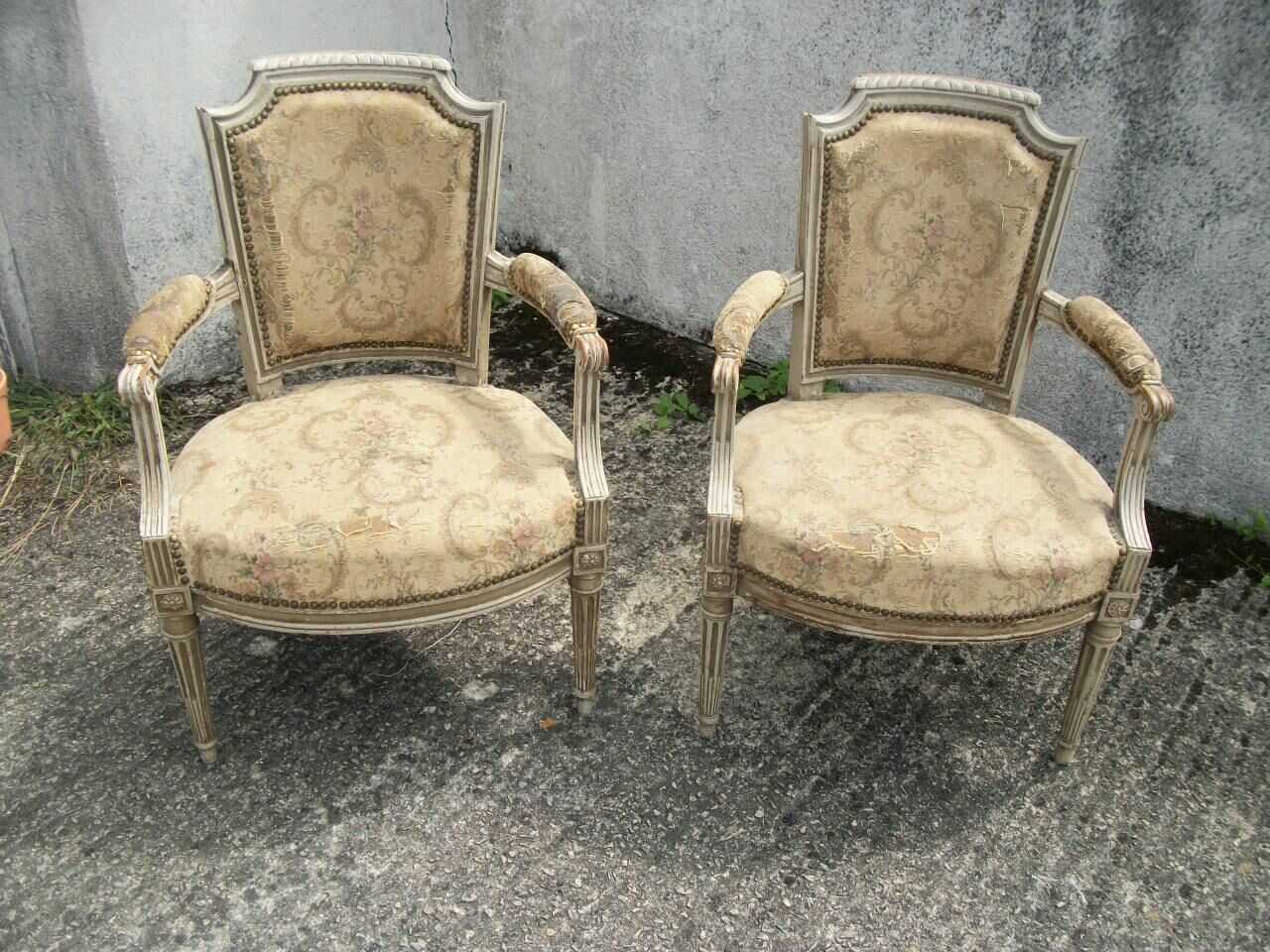Pair of armchairs LXVI