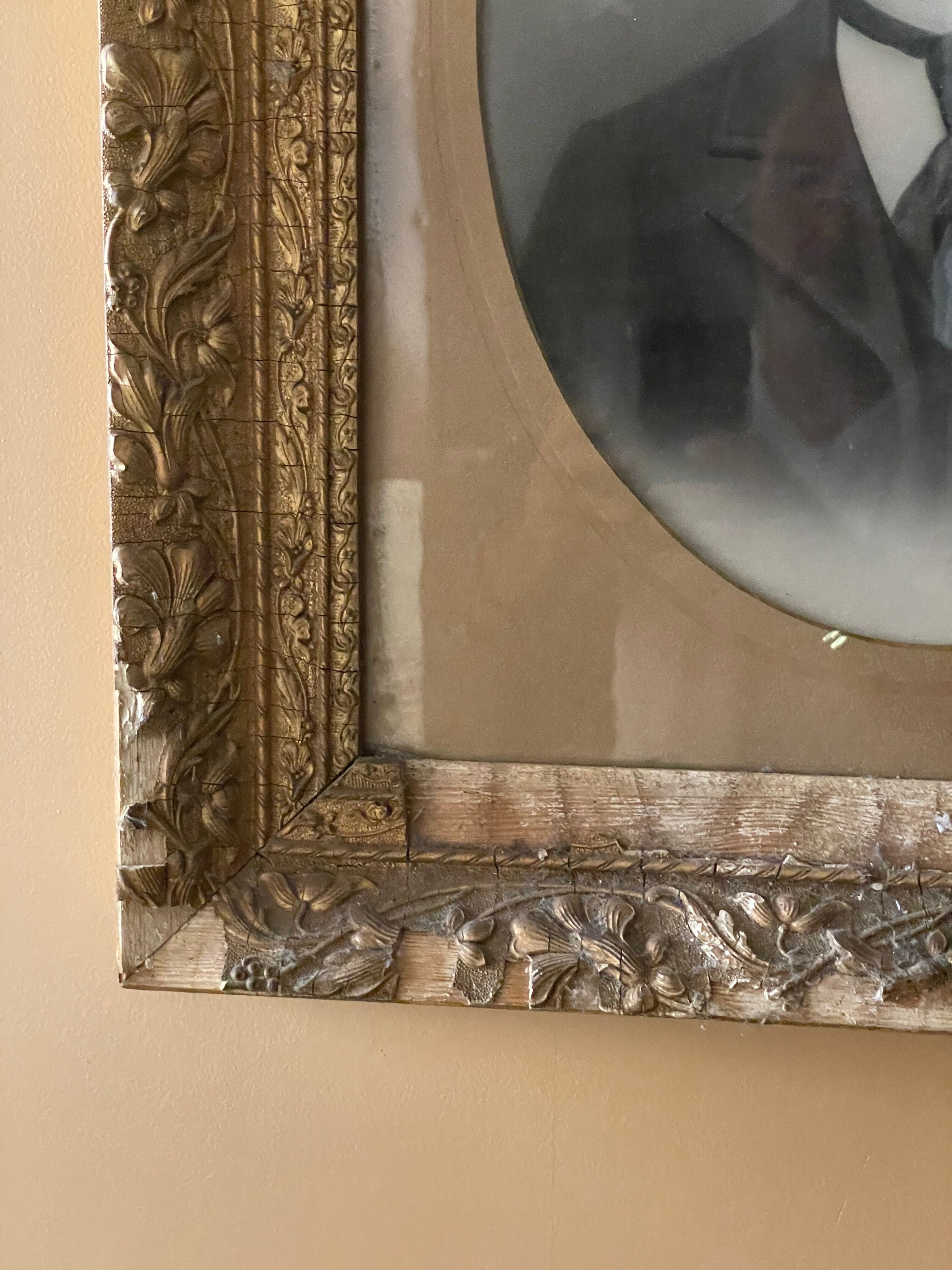 Old framed portrait photo