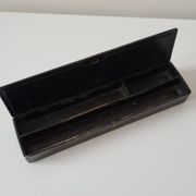 Former pen tray