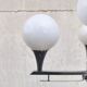 Lampadaire space age, chrome et verre opalin, 1970