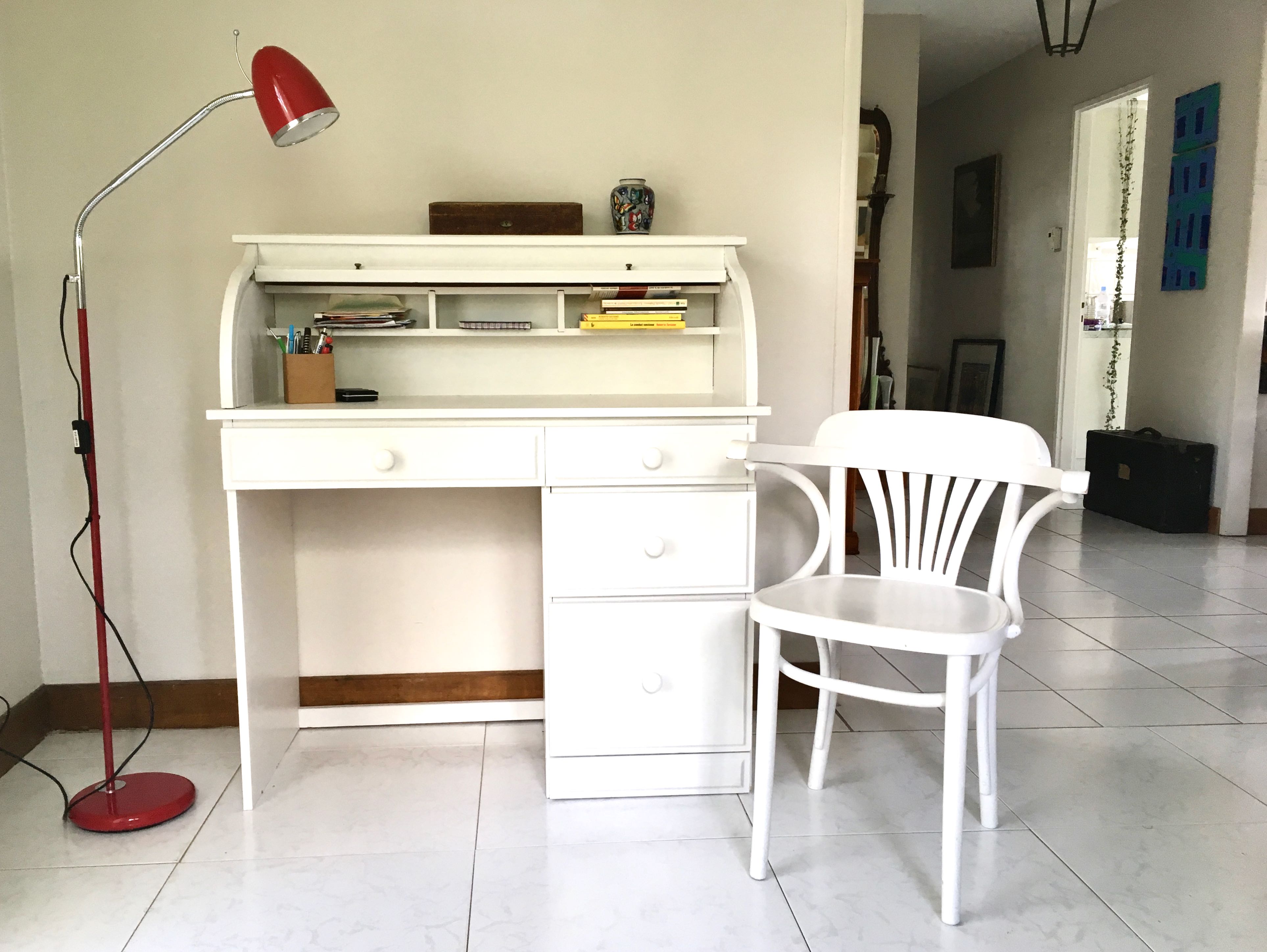 Vintage standing lamp