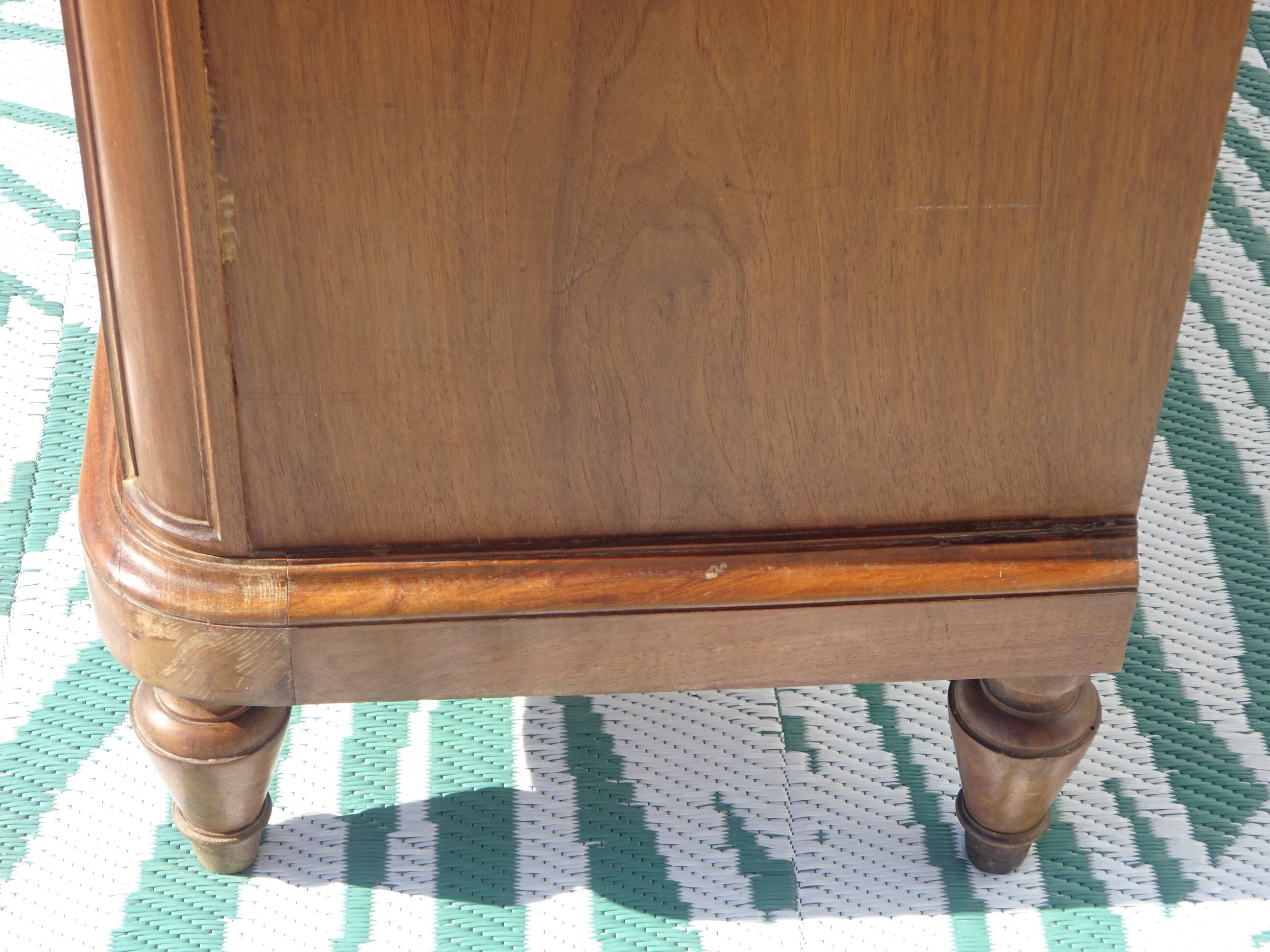 Art Deco buffet in walnut and marble