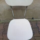 Chaise en formica