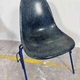 Lot of 4 Eames DSS chairs in fibre H Miller