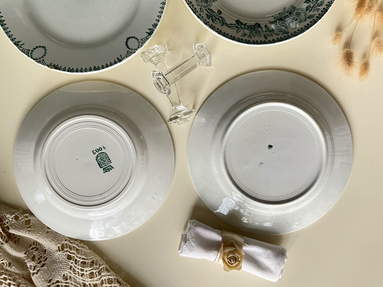 Mix and match 4 plates.