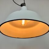 Suspension industrielle en émail blanc de Zaos, années 1960