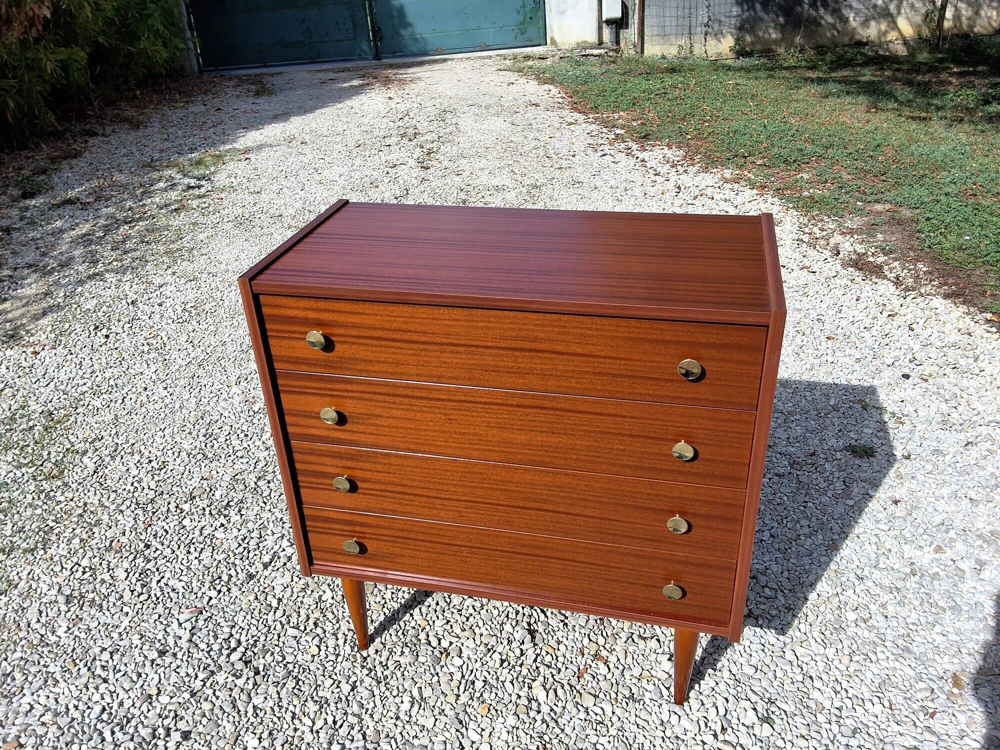 Commode