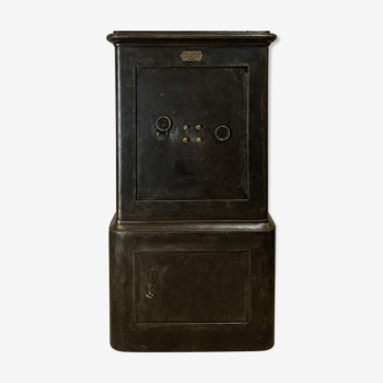 Strong box code and keys Felix Allard late 19th century industrial