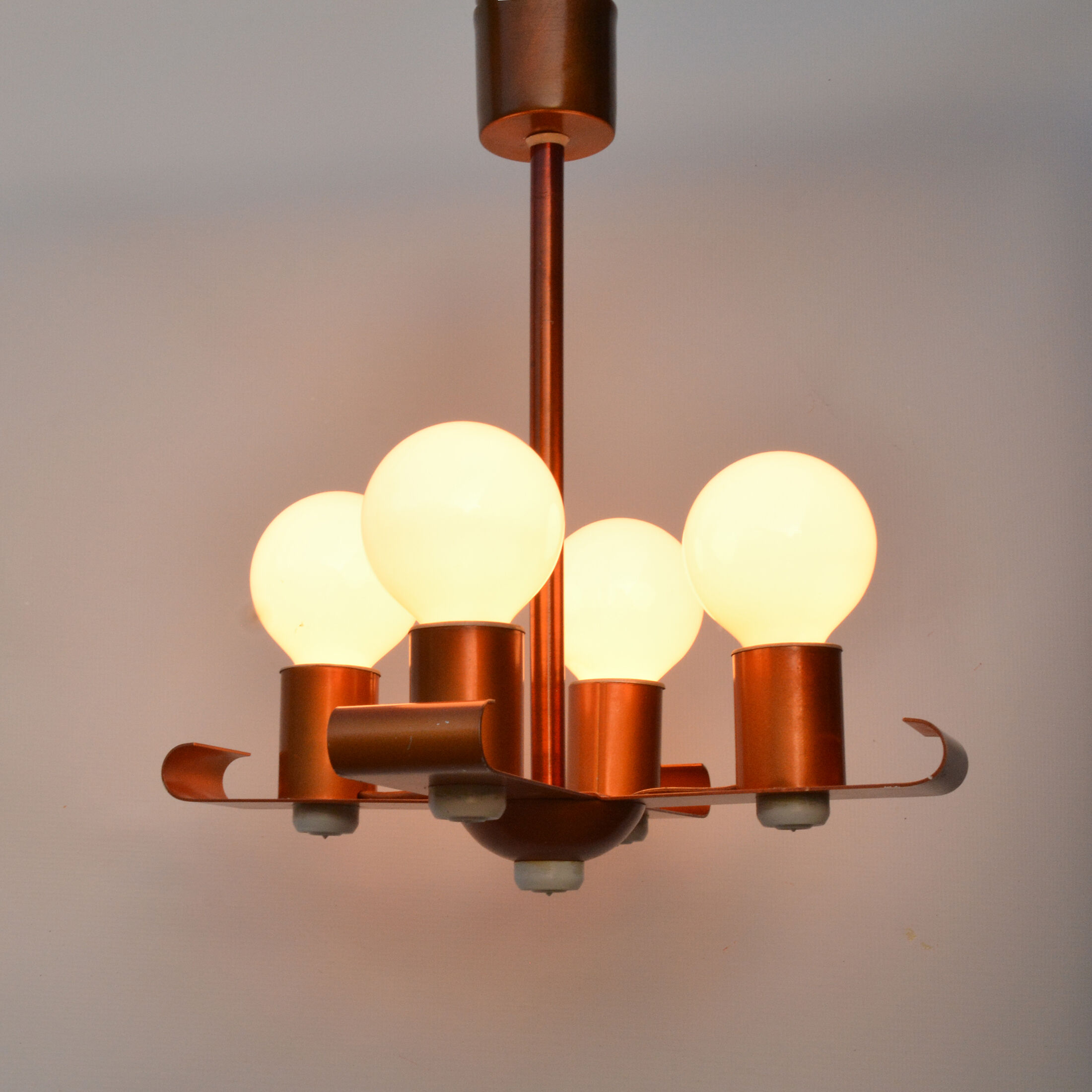 Chandelier type Z-1005/4, Elektrotechniczna Spółdzielnia Inwalidów Rencista, Poland, 1970s