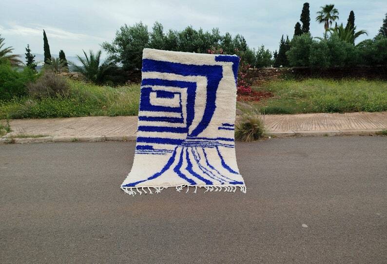 Hand-knotted Moroccan Berber rug 150/250cm