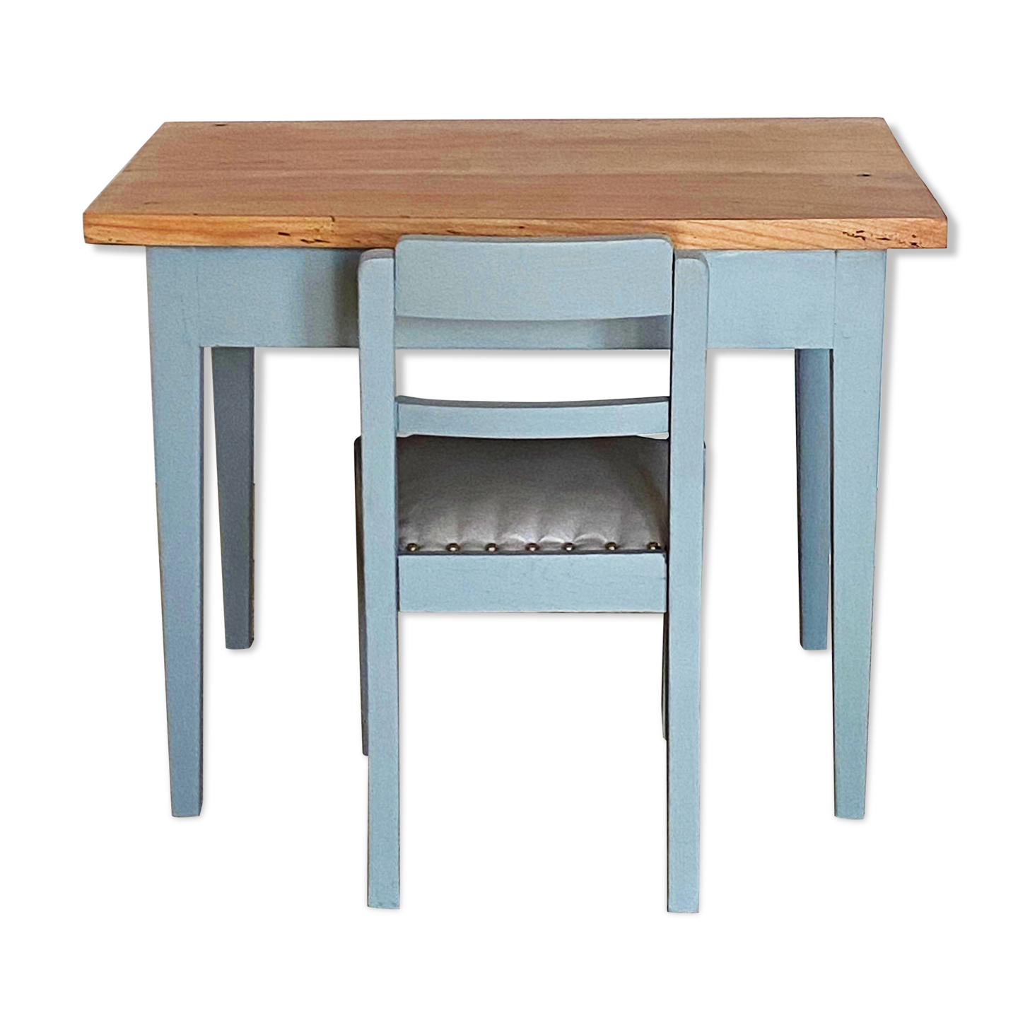 Wooden desk set with his chair