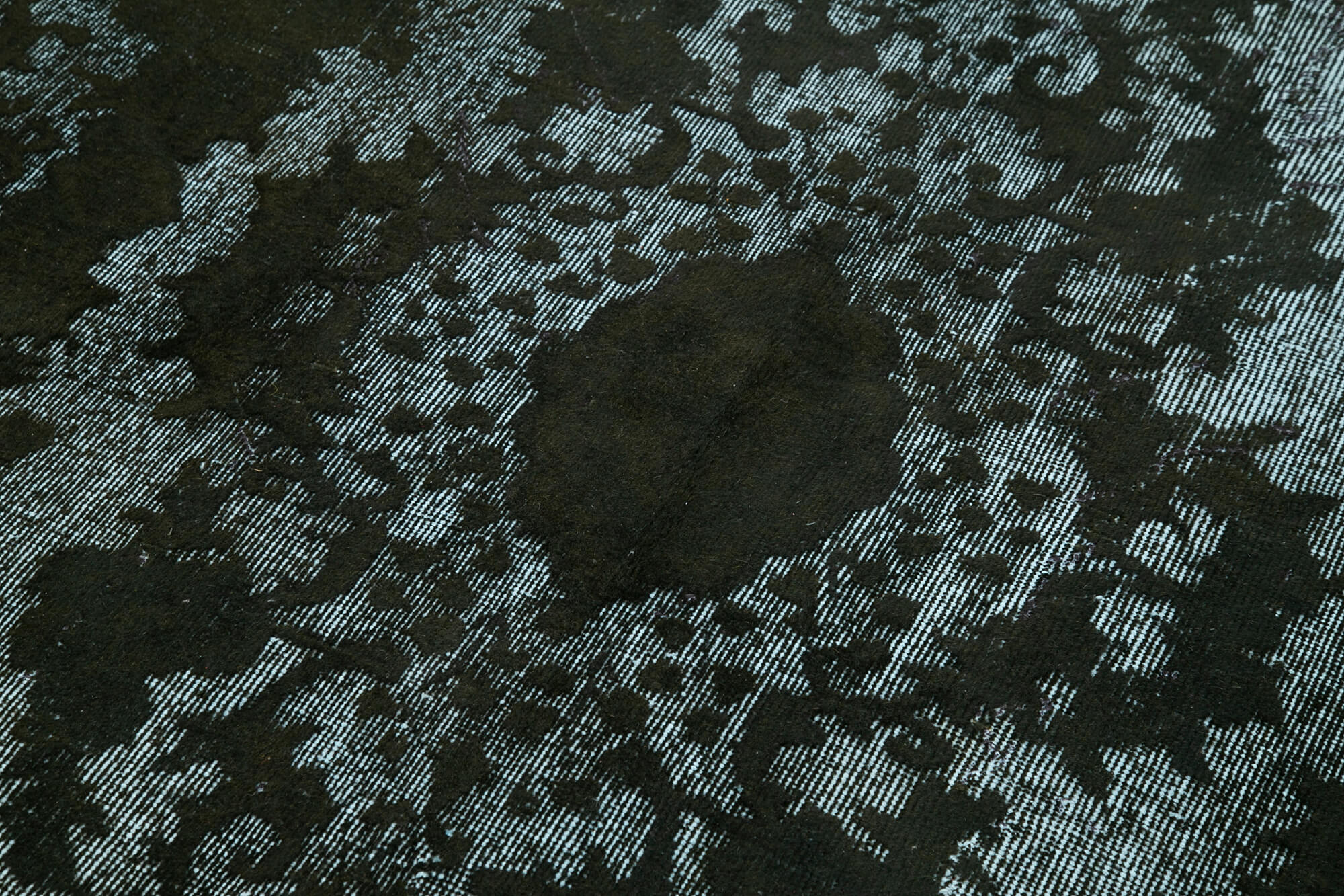 Hand-knotted vintage turkish 1980s 157 cm x 269 cm black rug