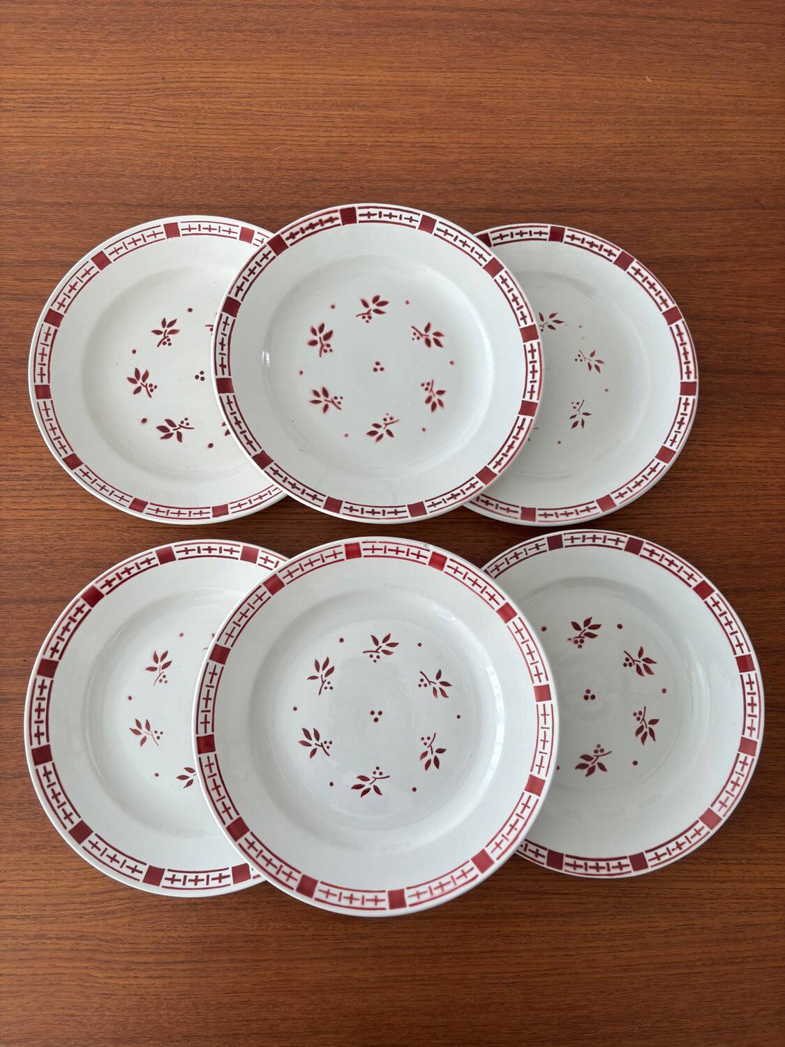 Set of 6 flat plates Sarreguemines & Digoin model Dominique