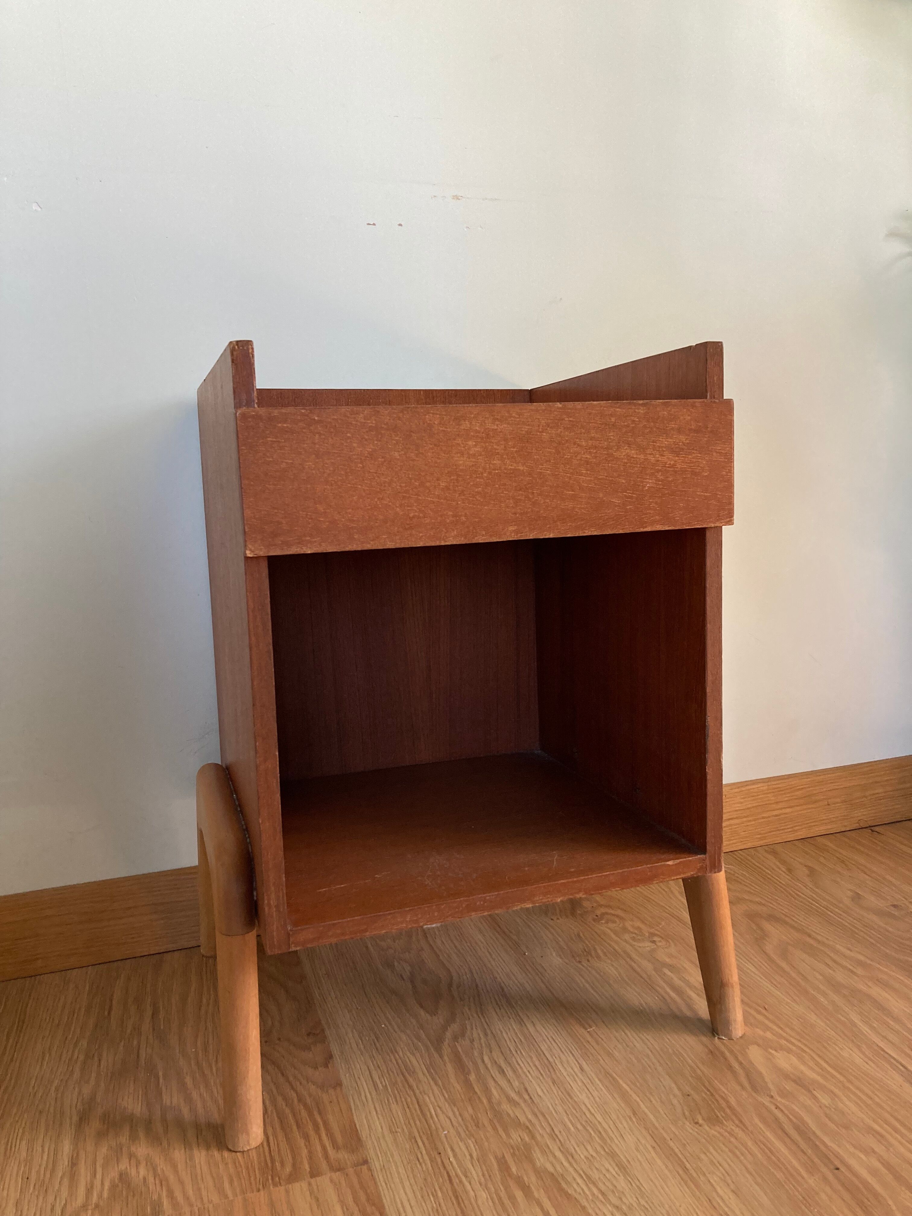 Scandinavian bedside