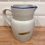Broc pitcher in sandstone of the rock
