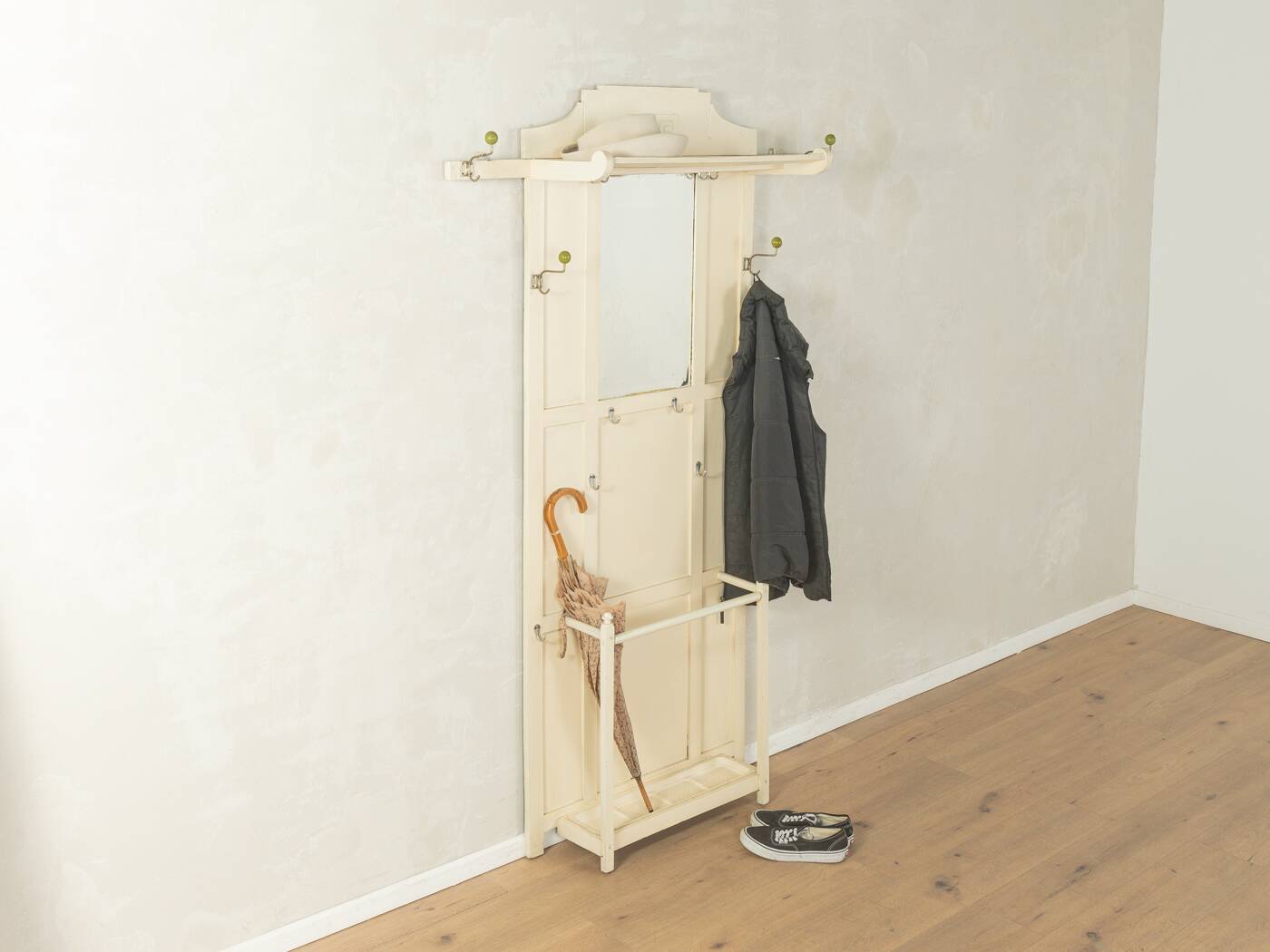 Multifunctional Art Deco Clothes Rack